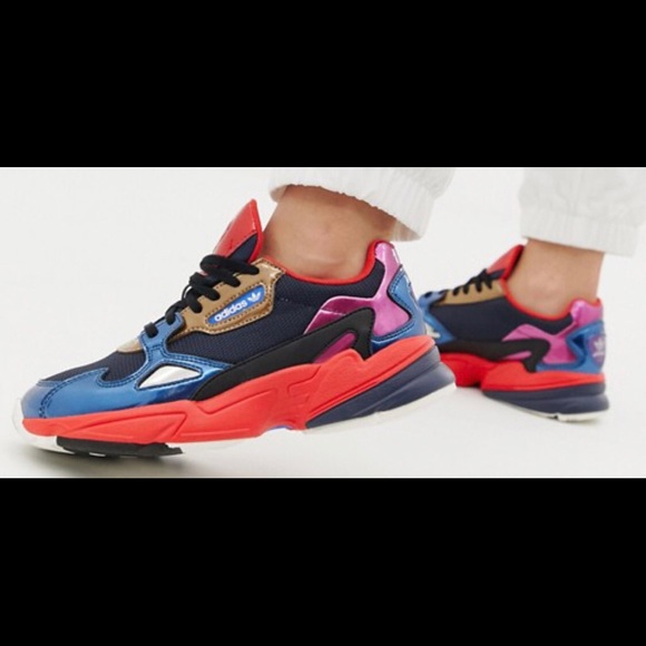 Adidas Falcon sneakers - Picture 2 of 3